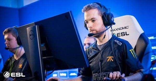 xizt_fnatic_esloneny18-600x313.jpg.d5a85ce6c39a8008cf2474645da39c0b.jpg