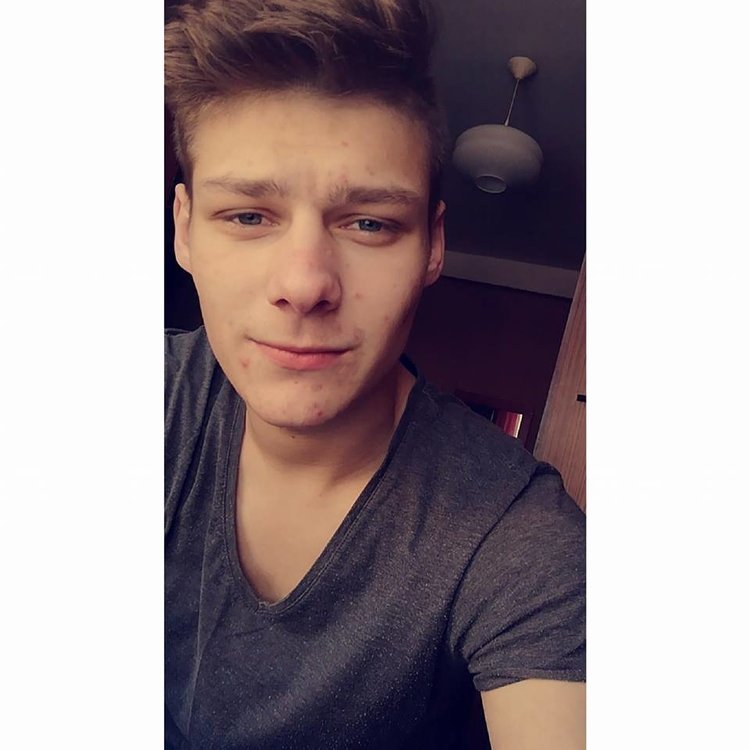 ja.thumb.jpg.18688b928a30bf06cffbbbdf94474c6f.jpg