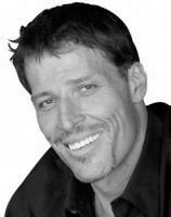 Anthony-Robbins.jpg.1067537b7d0749ca835dbd7b374ab168.jpg