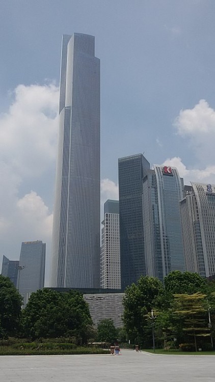 guangzhou-ctf-finance-centre.thumb.jpg.4006a3602d3bae246d85791f4b0b82d6.jpg