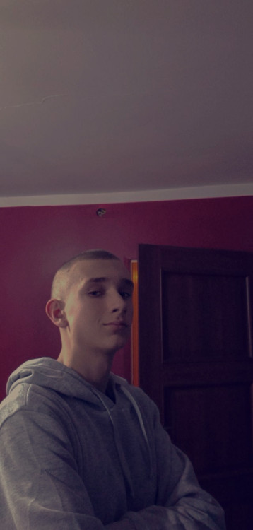 Snapchat-1104797342.thumb.jpg.a7fe6182d7b685f604b70f98740df86a.jpg