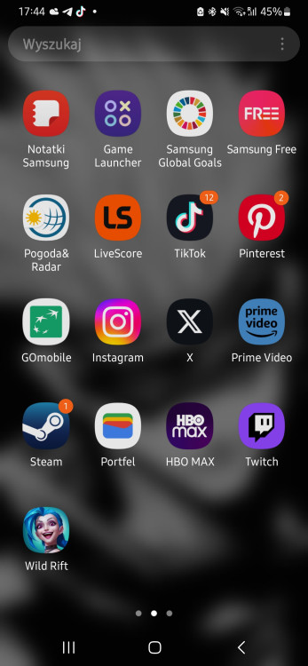Screenshot_20231001_174450_One UI Home.jpg