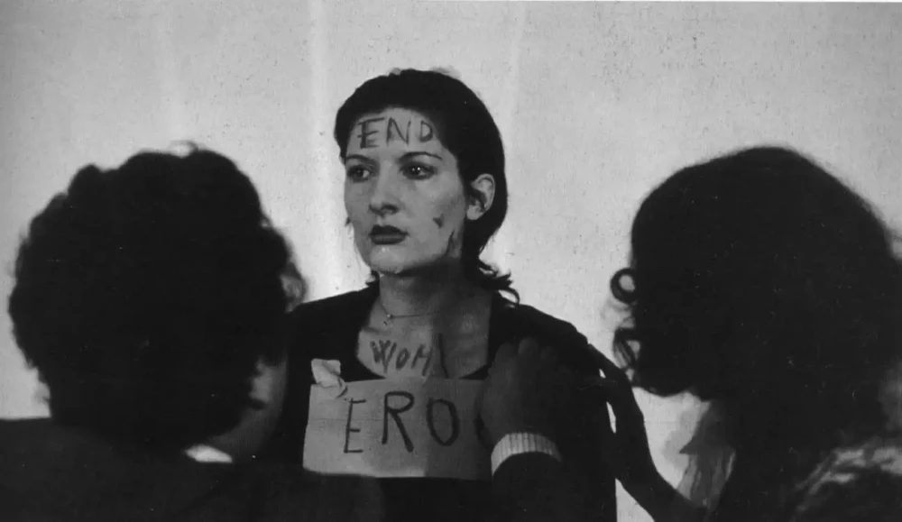 marina-abramovic-rhythm.thumb.webp.71cfd0d08e5c800cc0b3878133b46d69.webp