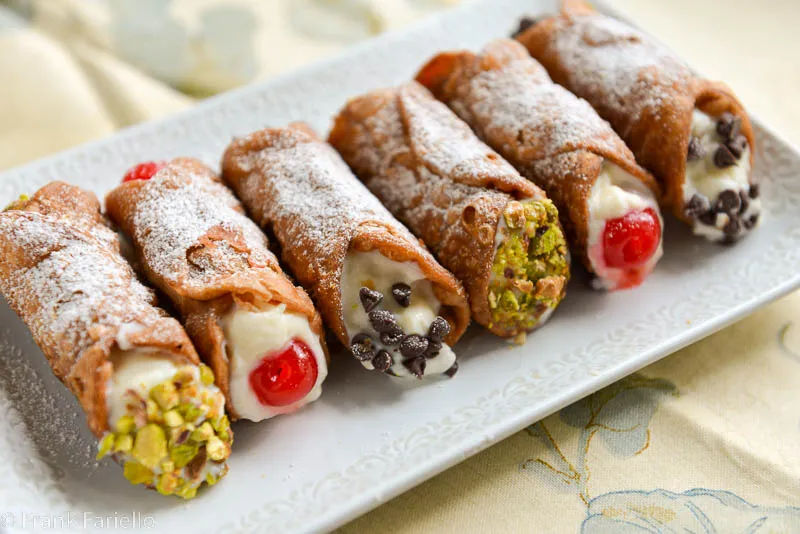 cannoli.webp