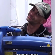 nikos11