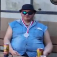 dyxziuu